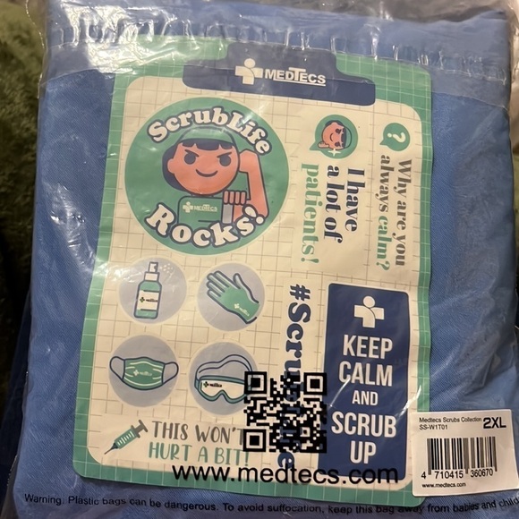 NWT  2X Medtecs Scrub Top for Women, Four-Way Stretch Shirt with 2+1 Pockets - Picture 3 of 3